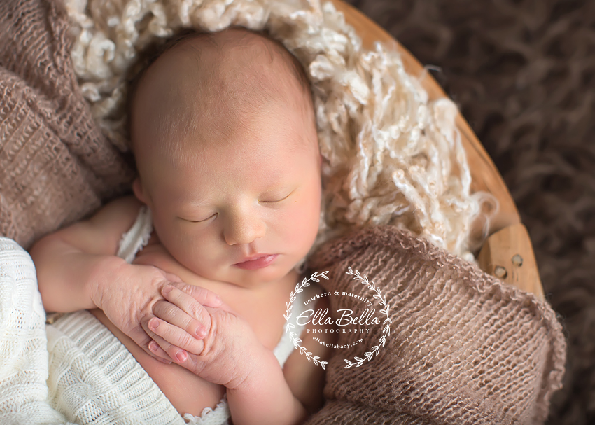 Newborn Photos by Ella Bella Photography - Dallas Newborn Photographer - Mckinney Newborn Photographer