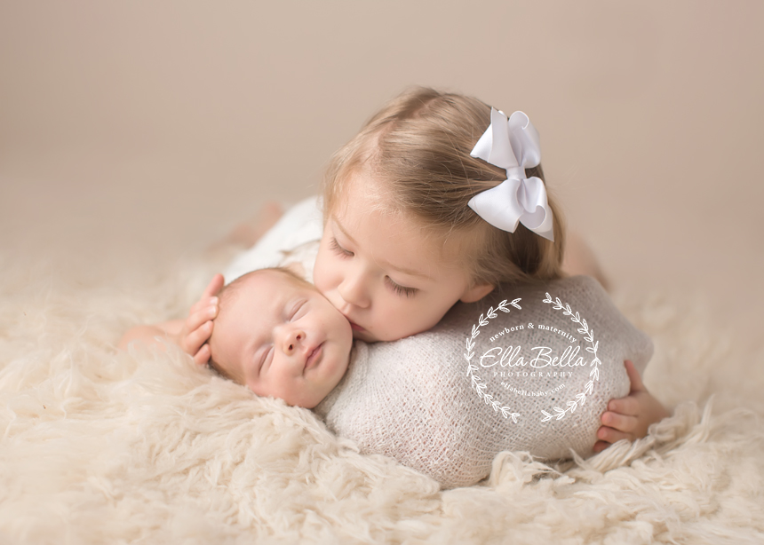 New Baby Brother - Siblings  Austin Newborn Photography  | Ella Bella